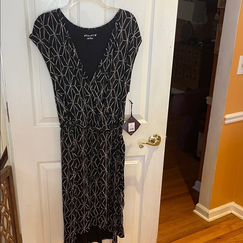 Ava & Viv Black Dress with tan Geometric Print